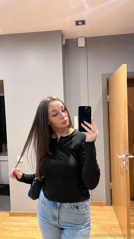 One of my fair-weather outfits. Does this look good on me or..