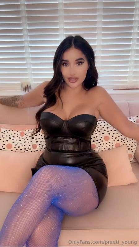 I’m feeling HOT for you baby 