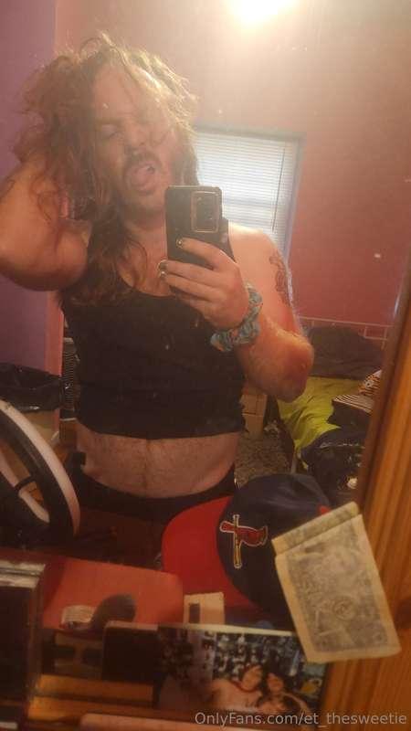 Cute face/beautiful cock warning. Hope this derails everyone..