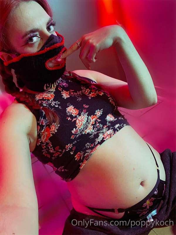 My newest vore clip "Powerless & Claustrophobic in Goddess' ..