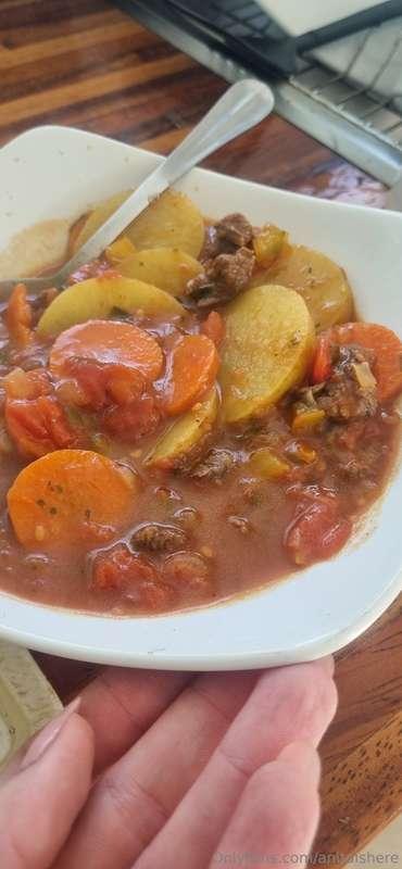 Delicious full that i know its gonna fill me with stinky far..