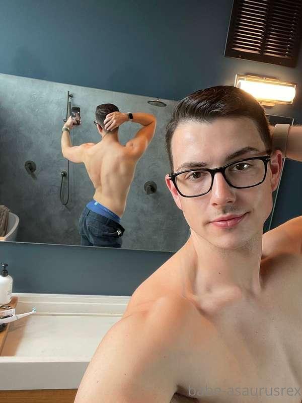 babe_asaurusrex image #1