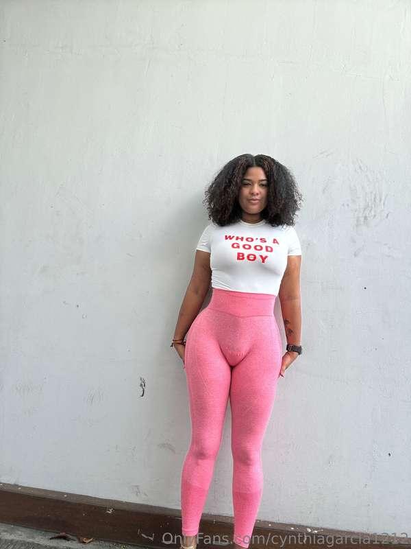 Lets celebrate 🎊 my birthday today ❤️👀💕💕 send 5 to see me fu..