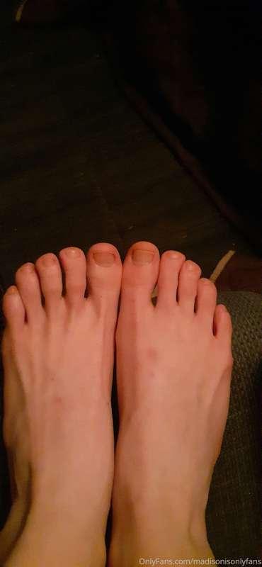 Clean feet