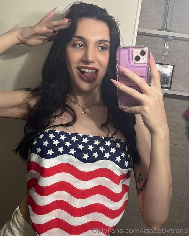 I'm more than just a pretty face, I have a sexy brain too.