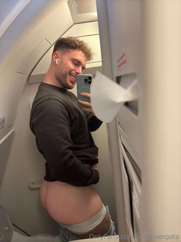 aaronvergota image #1
