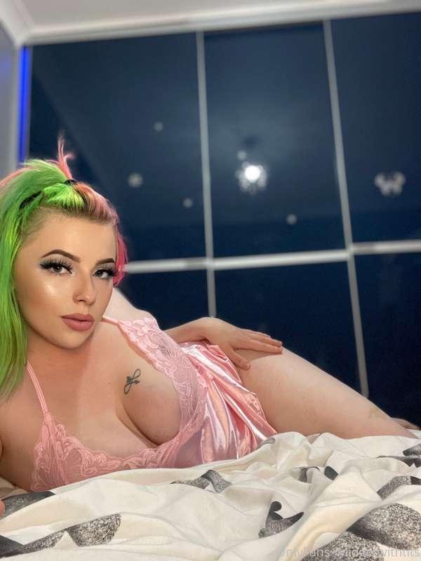 imagine i'm your wife and you come home to me waiting in bed..