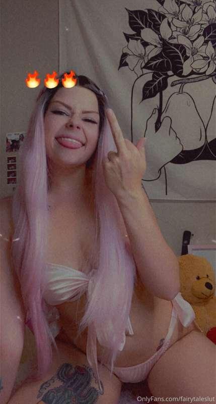 sweet but a lil sassy 😈 @jadeisabel
