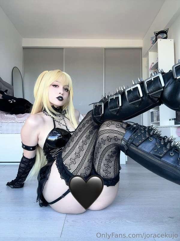 Hey🖤 puedo enviarte estas fotitos de mi rosita 🌷y mis cereza..