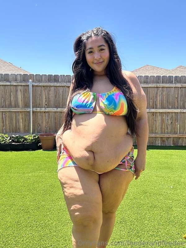 Cellulite city, fuck I love the way I’m filling out this bik..