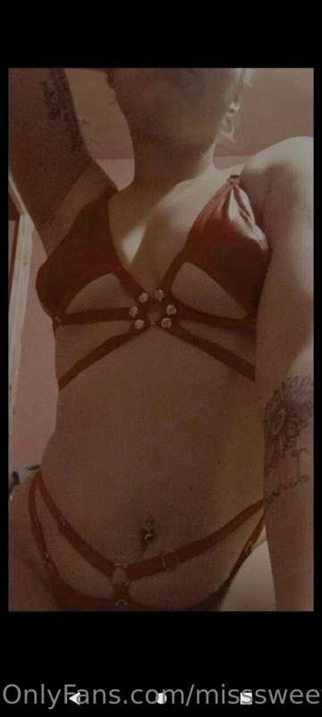 follow me love is free @ornebaby
VC
sexting
personalized pho..