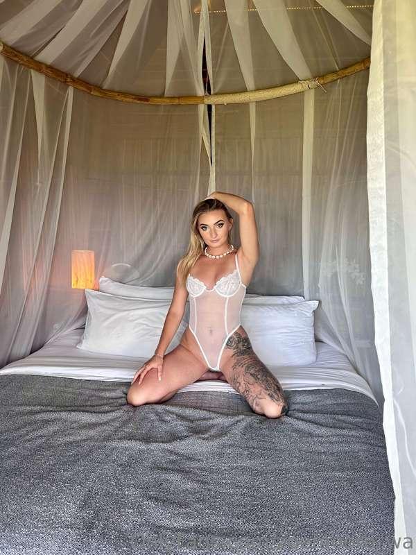 Waiting for you 😇