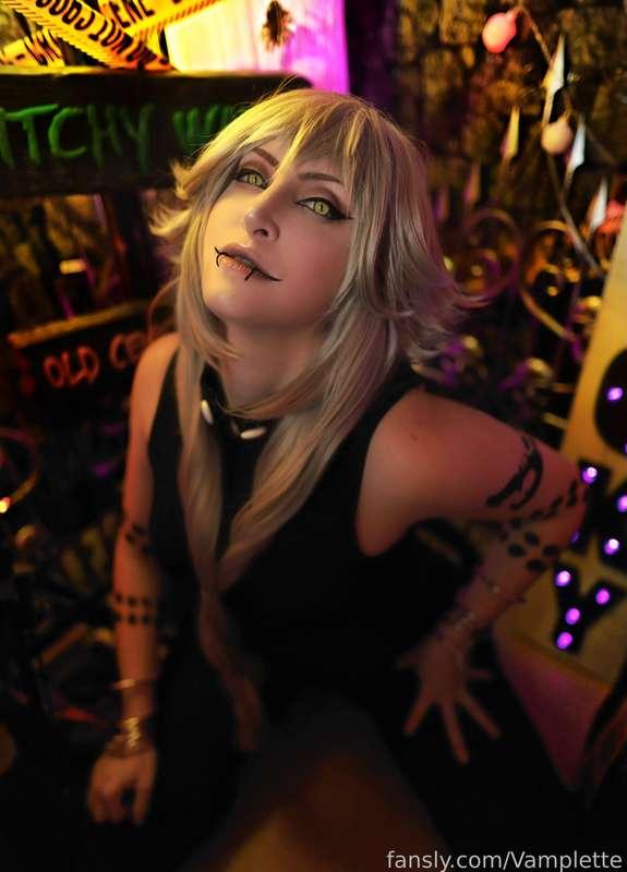 vamplette image #3