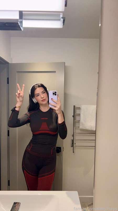 kittyplays image #5