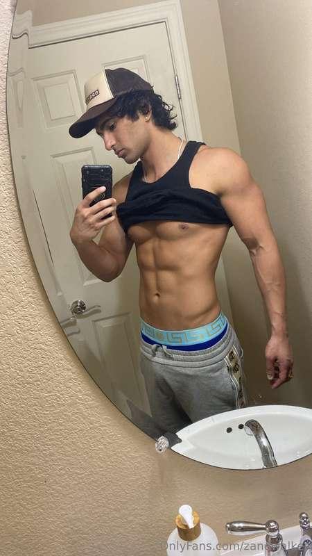Do u like in shape jocks?💪🏼😜
