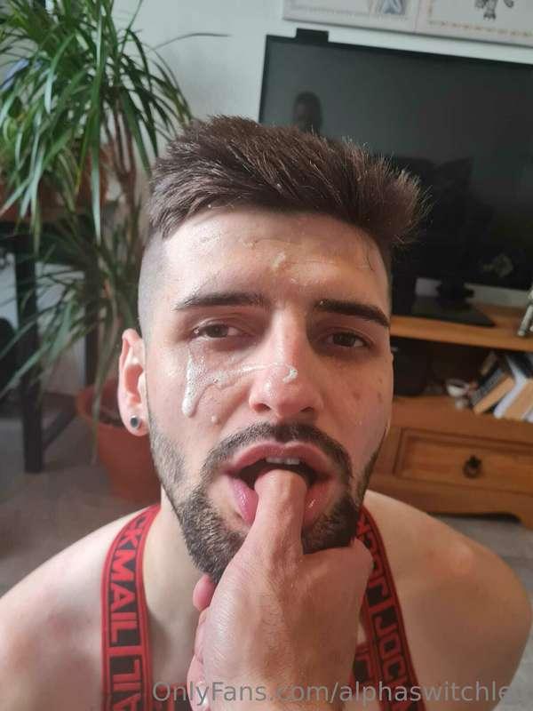 Worshipping @brutalmaster  manly hands as he spits and slaps..