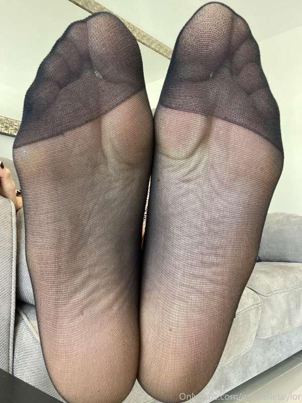 Nylon feet