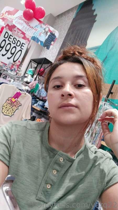I'm buying a lingerie 🤪🤭🔥 to give you more likes 🍑🍑 send me ..