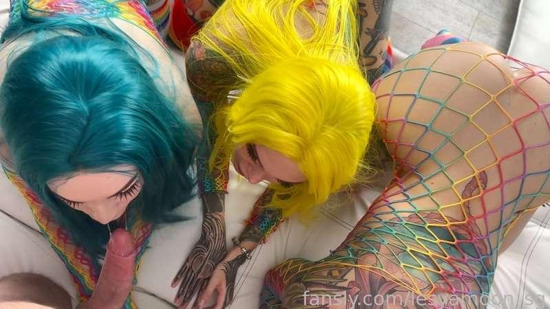 Hot backstage with @Nerwen @purplebitch and me 😜

#fyp #bj #sexygirls #cute #teen #porn #bggg #tattoo #blowjob