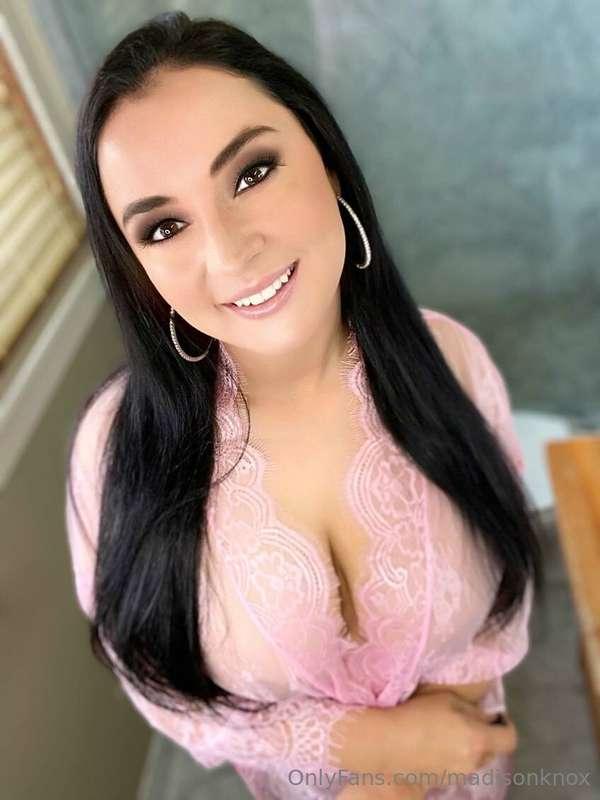 Tip $20 for a video dick rate from me now 🤪