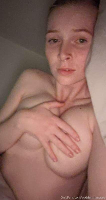 Want to watch my face blush red as I cum? Listen to my moans..