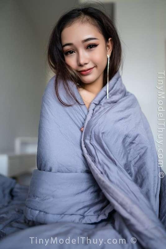 tinymodelthuy image #8