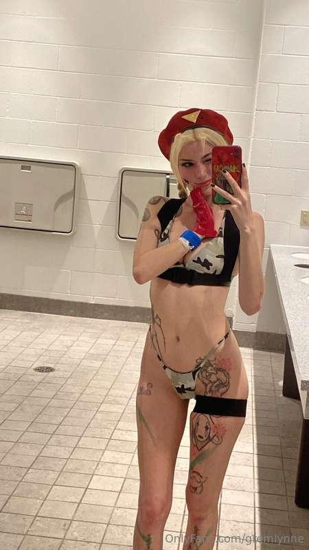 Hi pookies! Sorry I’ve been a bit MIA, I was at a con! I sho..