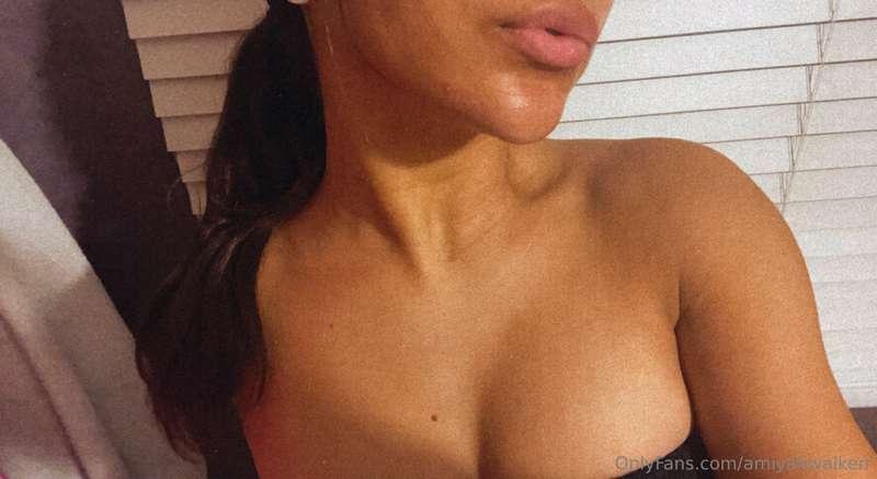 let me distract you. 🖤
-
-
-
-
-
-
-
the end of the month is..