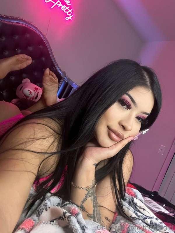 LIVE TONIGHT ‼️Subscribe to my big booty bestie!🥵 @latinabra..