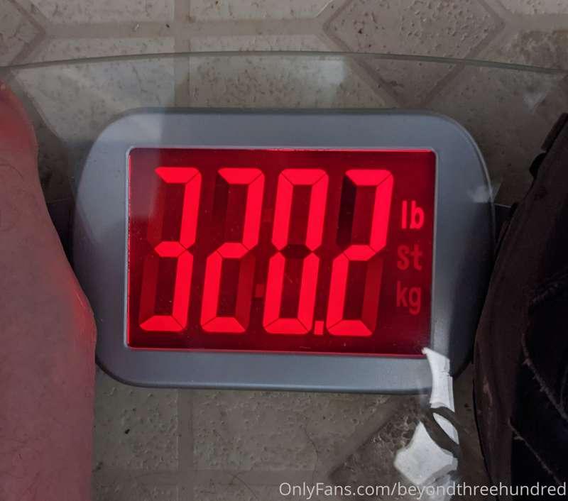 We finally did it! Back over 320! Jesus Christ I'm hard lol