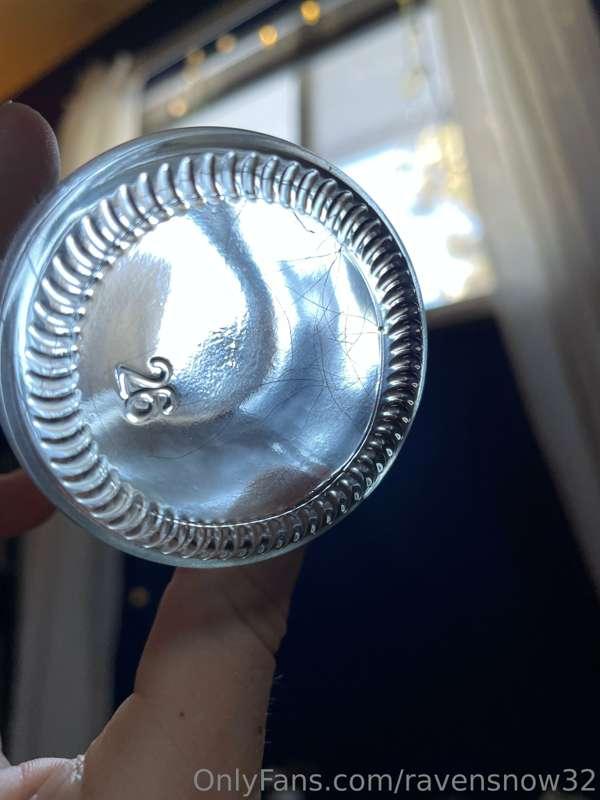 I just plucked my nipple hair who wants it 😆

Email me, you ..