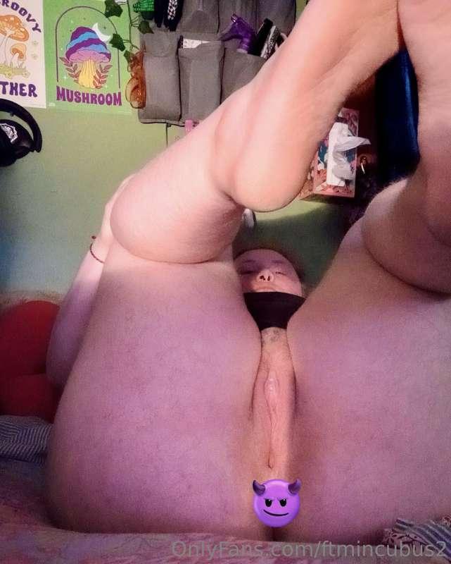 when the sun hits my holes just right ✨🌞