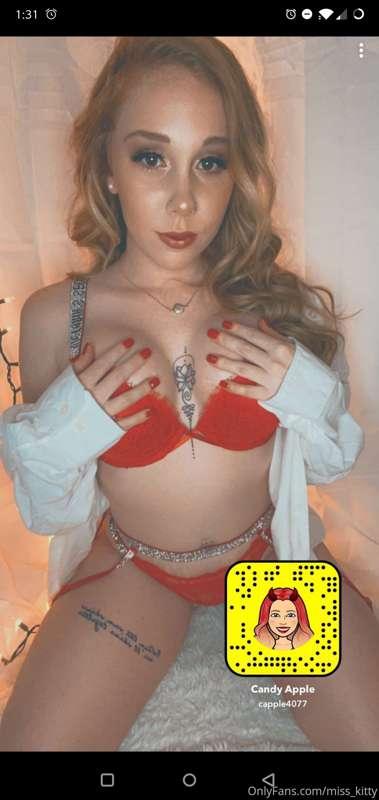 Come watch CandyApple play! 🖤🍎
@candyaaa

Her page is $12.50..