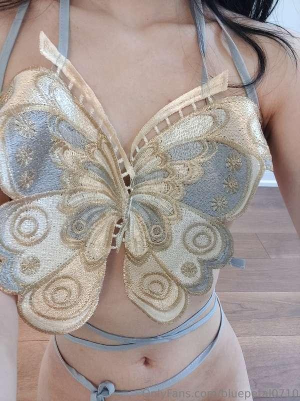 bluepetal0710 image #0