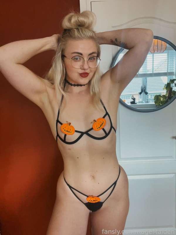 ragemaiden image #4