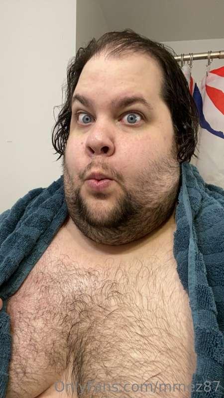 So fresh and so clean drying my belly off