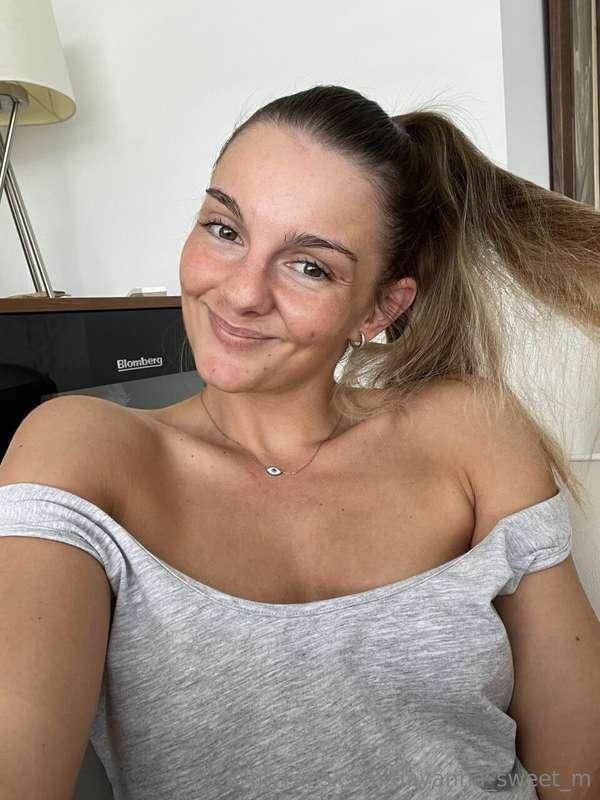She is free and funny https://onlyfans.com/nicoool_xoxo/c78
