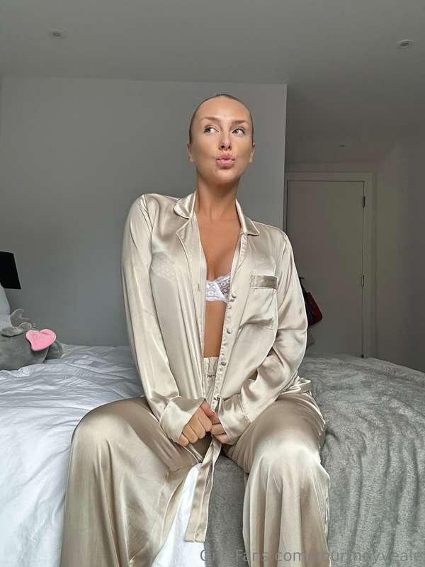 Only VIPs are invited to this pyjama party🔥😏🫦