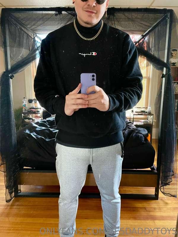 👀