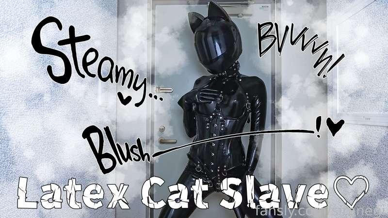 Cats are hard to discipline💜
Keep giving pleasure with the vibrator💜
#latex #rubber #BDSM #Slave #SexDoll