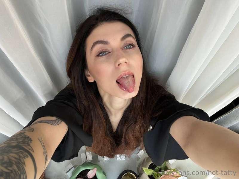 😘What does your ideal day look like?😜