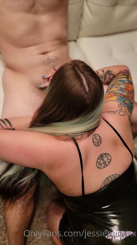 ♥ BIG TITTY GOTH ♥ I'm a little cock hungry goth slut. This ..
