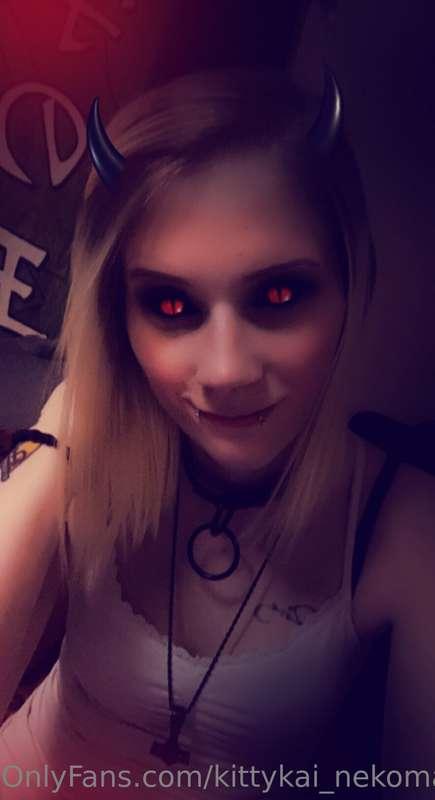 Closer and closer to the spookiest day of the whole year! 🎃👻..