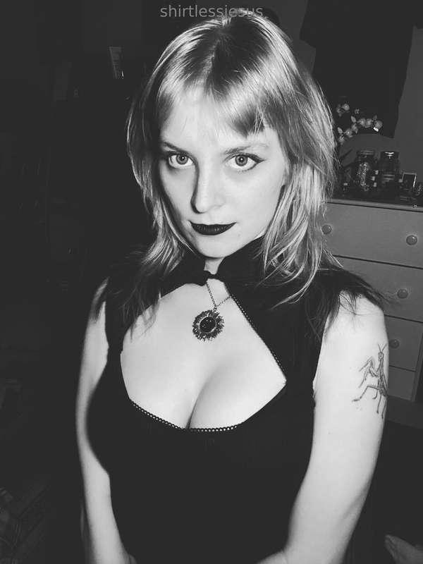 wootsiefootsie image #1