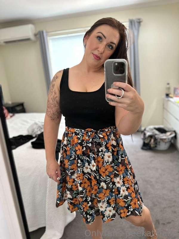 peekatclaire image #0