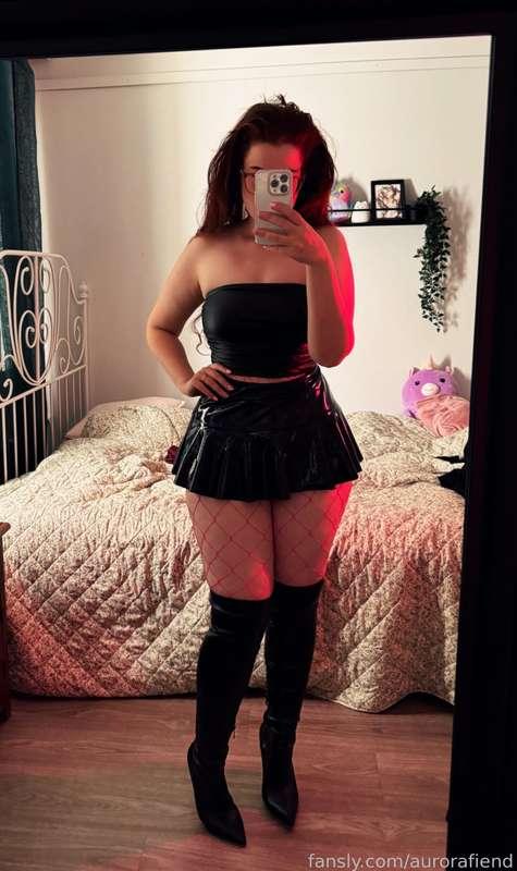 🖤

#domme #mommy #latex #goddess #femdom #fyp