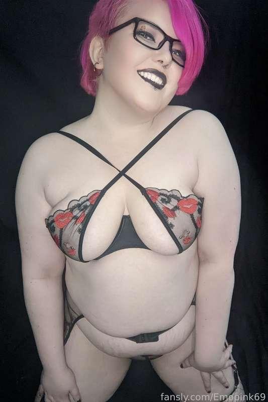 emopink69 image #1