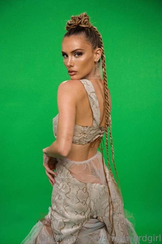 😇