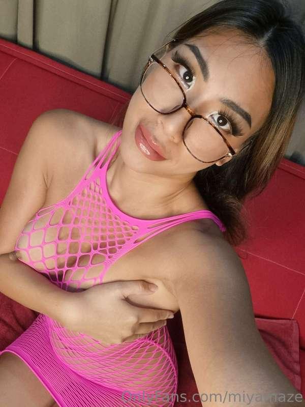 Who is being a Naughty student!!!!!🥵