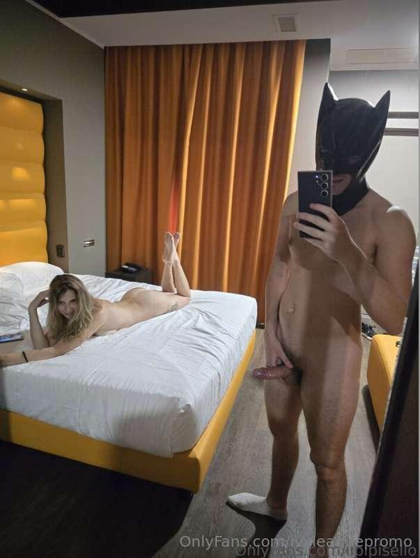 @ilpipisello🦇 Welcome to my forbidden world. I'm BATMAN, the..